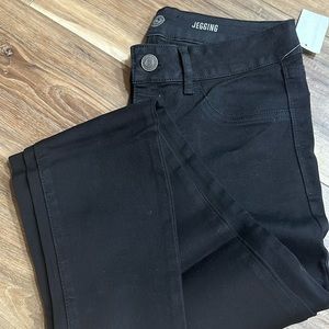 Size 11 SO Black jeggings